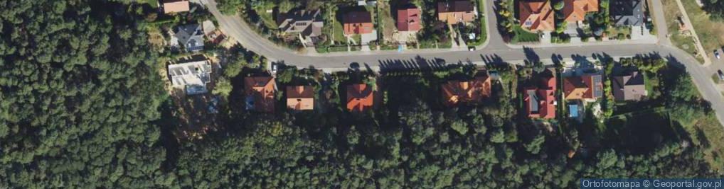 Zdjęcie satelitarne Szmaragdowa ul.