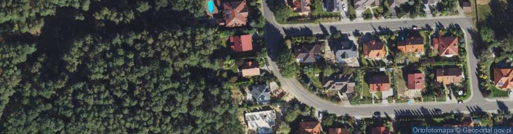 Zdjęcie satelitarne Szmaragdowa ul.