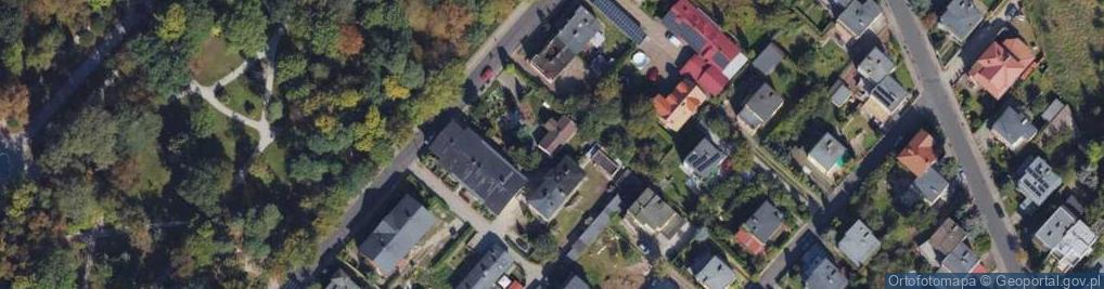 Zdjęcie satelitarne Traugutta Romualda, gen. ul.