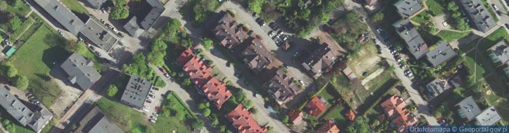 Zdjęcie satelitarne Traugutta Romualda, gen. ul.