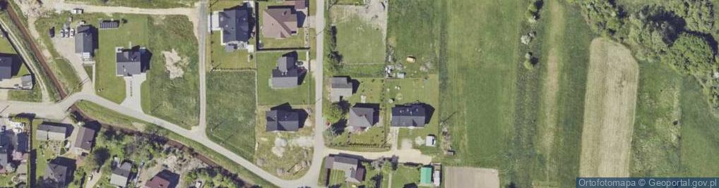 Zdjęcie satelitarne Traugutta Romualda, gen. ul.