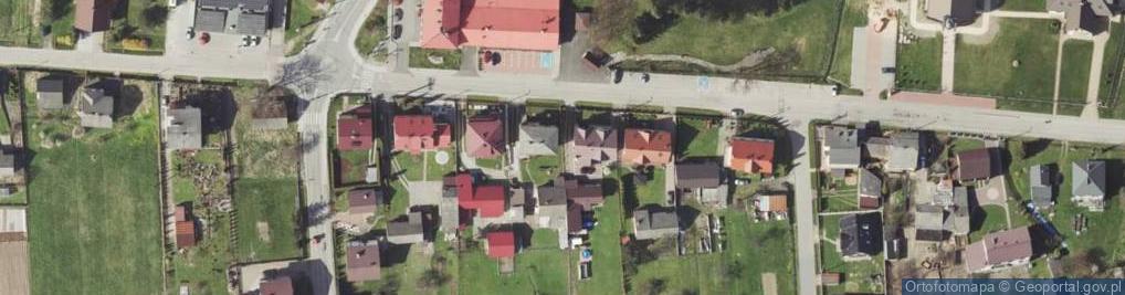Zdjęcie satelitarne Traugutta Romualda, gen. ul.
