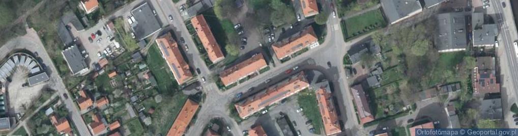 Zdjęcie satelitarne Traugutta Romualda, gen. ul.