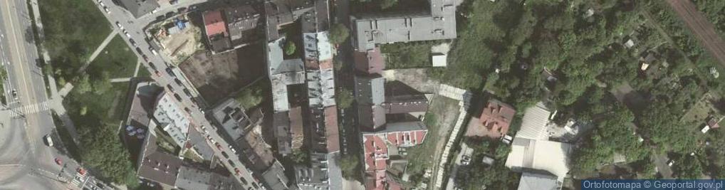 Zdjęcie satelitarne Traugutta Romualda, gen. ul.