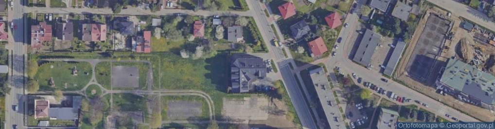Zdjęcie satelitarne Traugutta Romualda, gen. ul.