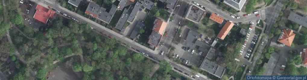 Zdjęcie satelitarne Traugutta Romualda, gen. ul.