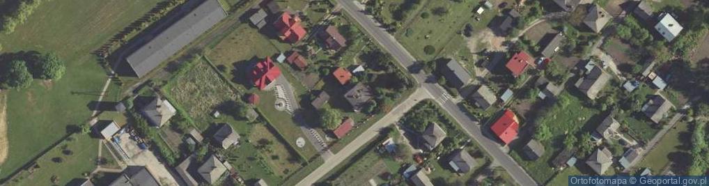 Zdjęcie satelitarne Trawniki ul.