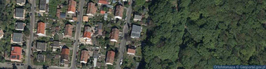 Zdjęcie satelitarne Trzebowiańska ul.
