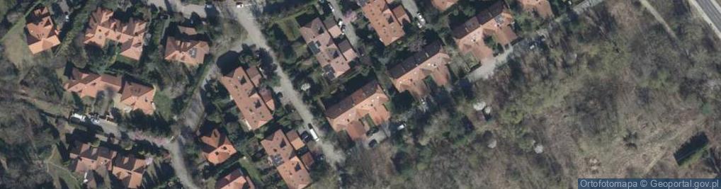 Zdjęcie satelitarne Tuwima Juliana ul.