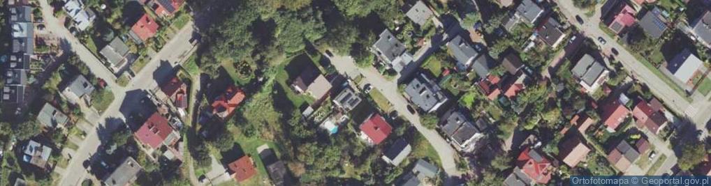 Zdjęcie satelitarne Walecznych ul.