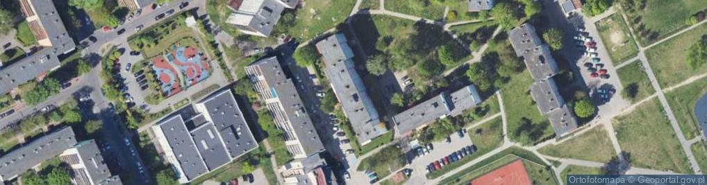 Zdjęcie satelitarne Walecznych ul.