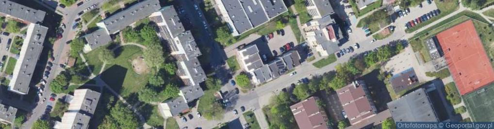 Zdjęcie satelitarne Walecznych ul.
