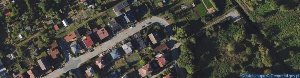 Zdjęcie satelitarne Żubrów ul.