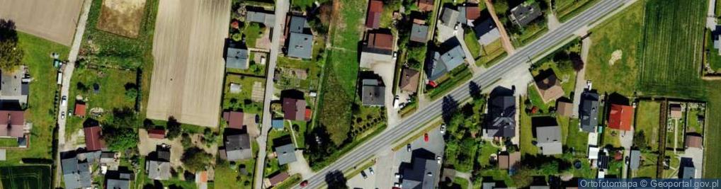 Zdjęcie satelitarne Żubrów ul.