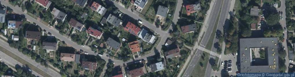 Zdjęcie satelitarne Zuchów ul.