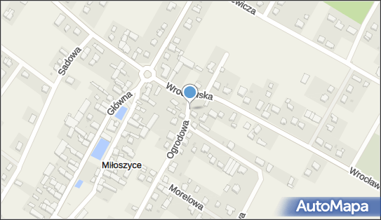 Kapliczka, Figura Świętych, Krzyż, Ogrodowa 1, Miłoszyce 55-220 - Kapliczka, Figura Świętych, Krzyż
