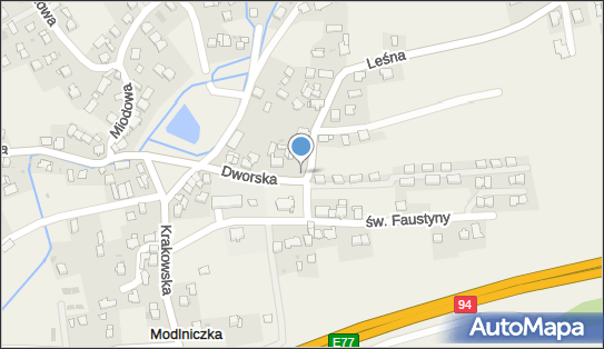 Kapliczka, Figura Świętych, Krzyż, Dworska 11, Modlniczka 32-085 - Kapliczka, Figura Świętych, Krzyż