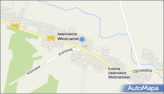 Kapliczka, Figura Świętych, Krzyż, Iwanowice Włościańskie 29 32-095 - Kapliczka, Figura Świętych, Krzyż