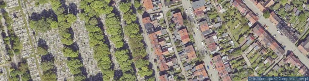 Zdjęcie satelitarne MLK Dent