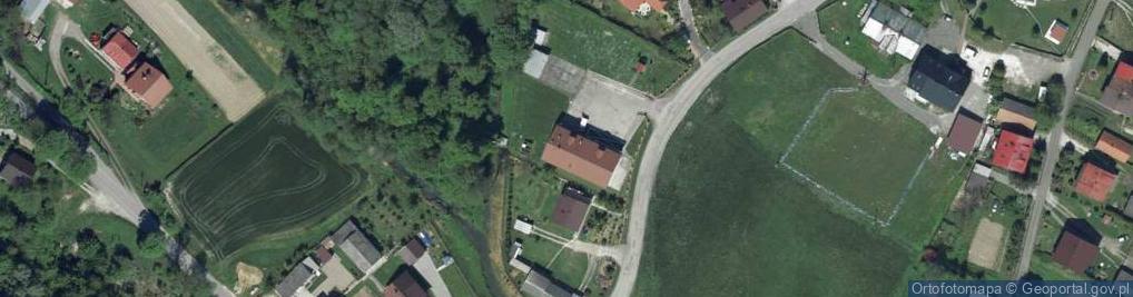 Zdjęcie satelitarne AED - Defibrylator