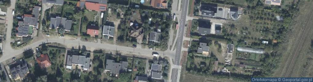 Zdjęcie satelitarne AED - Defibrylator