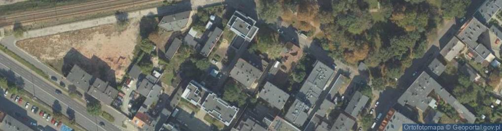 Zdjęcie satelitarne AED - Defibrylator