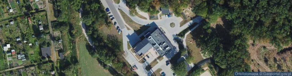 Zdjęcie satelitarne AED - Defibrylator