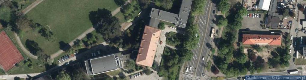 Zdjęcie satelitarne AED - Defibrylator