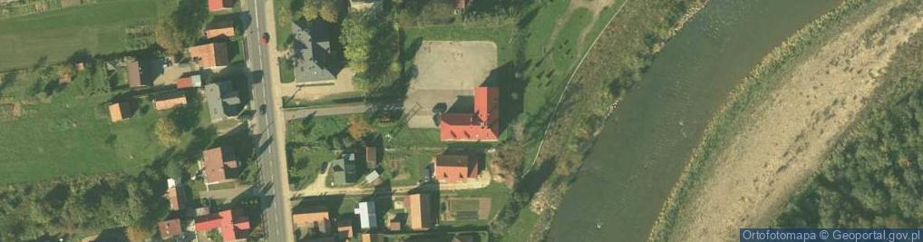 Zdjęcie satelitarne AED - Defibrylator