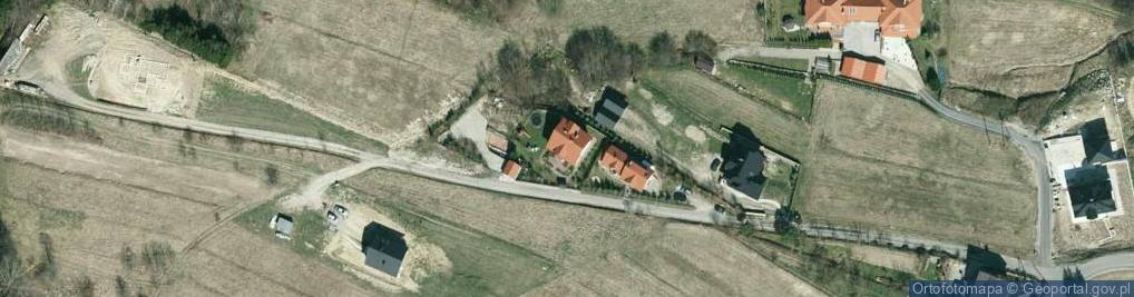 Zdjęcie satelitarne Pod Wyciągiem