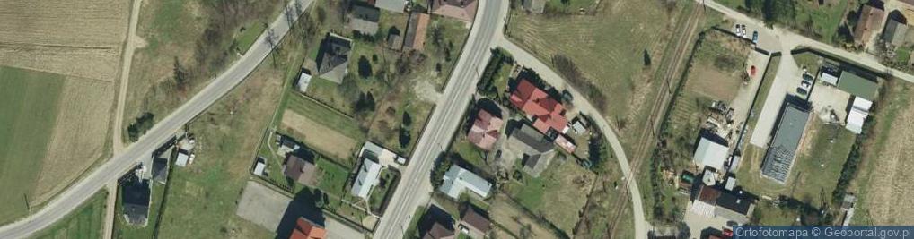 Zdjęcie satelitarne Kościół, park, usługi