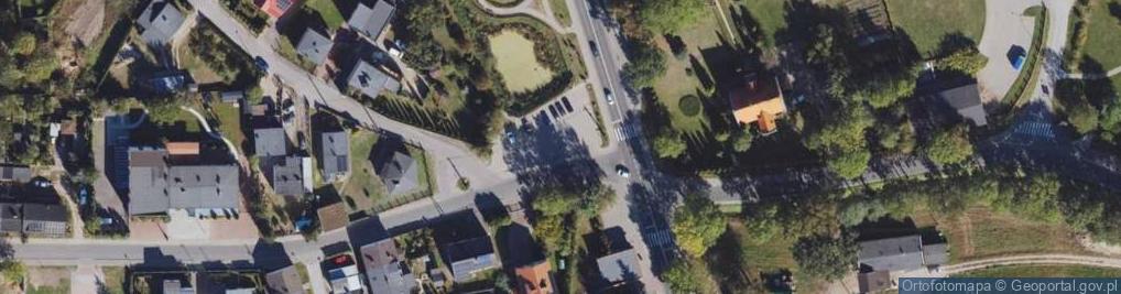 Zdjęcie satelitarne Kościół, park