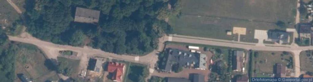 Zdjęcie satelitarne Pałac, park, ośrodek letniskowy