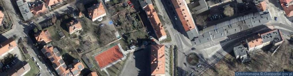 Zdjęcie satelitarne Przedsiębiorstwo Handlowo-Usługowe