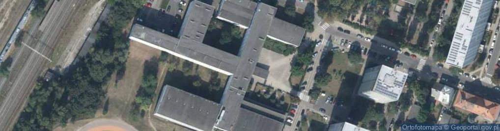 Zdjęcie satelitarne Basen Kryty