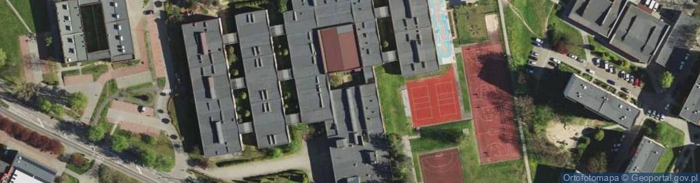 Zdjęcie satelitarne Basen - Zespół Szkół Ogólnokształcących nr 7