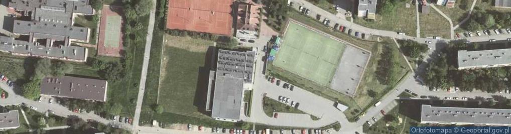 Zdjęcie satelitarne Ośrodek sportowo-rekreacyjny Kurdwanów Nowy