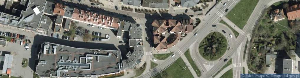 Zdjęcie satelitarne Bezpłatny - Parking