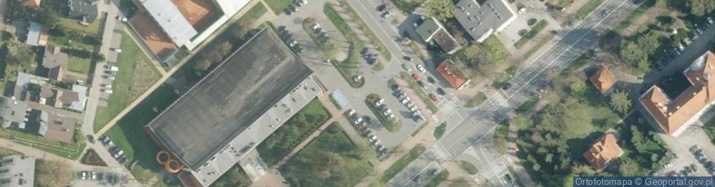 Zdjęcie satelitarne Parking miejski przy MOSIR Puławy