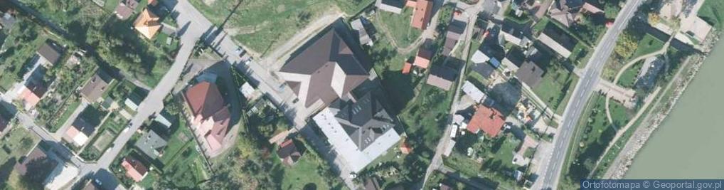 Zdjęcie satelitarne Gminna Biblioteka Publiczna w Czernichowie