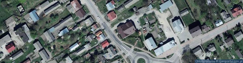 Zdjęcie satelitarne Gminna Biblioteka Publiczna w Komarówce Podlaskiej
