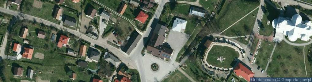 Zdjęcie satelitarne Gminna Biblioteka Publiczna w Tarnowcu