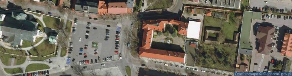 Zdjęcie satelitarne Powiatowa Biblioteka Publiczna w Łowiczu