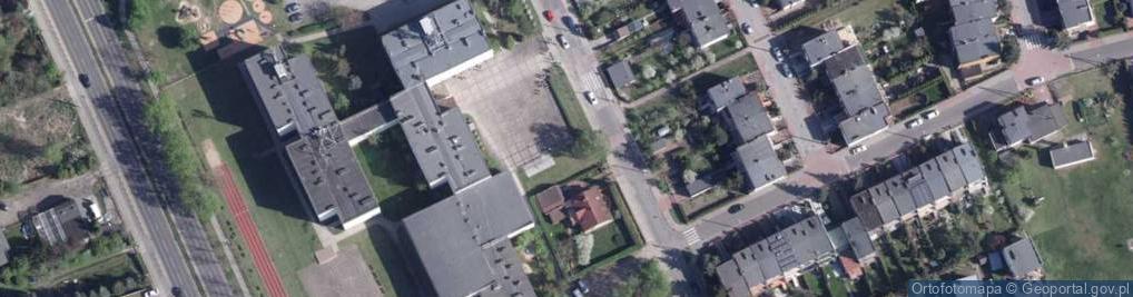 Zdjęcie satelitarne Wojewódzka Biblioteka Publiczna - filia nr 8