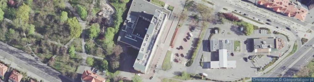 Zdjęcie satelitarne Maja. Biuro rachunkowe