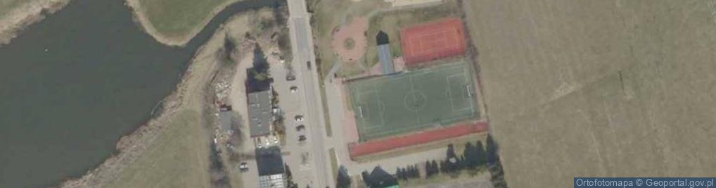 Zdjęcie satelitarne Kompleks Boisk Sportowych Orlik