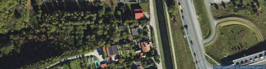 Zdjęcie satelitarne 1.Prace Wyburzeniowe i Minerskie Explosive Piotr Bik , 2.Muzeum Saperskie Explosive Piotr Bik