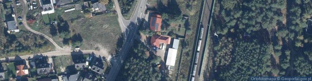 Zdjęcie satelitarne 1.Tadeusz Wudarczak Zakład Robót Elektroinstalacyjnych i Usług Budowlano-Wykończeniowych 2.Zakład Robót Elektroinstalacyjnych Wudarczak i Syn