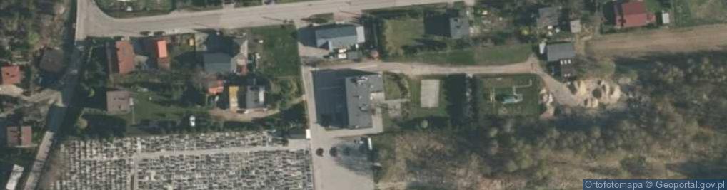 Zdjęcie satelitarne Gminne Centrum Kultury w Gorzycach, Wiejski Dom Kultury