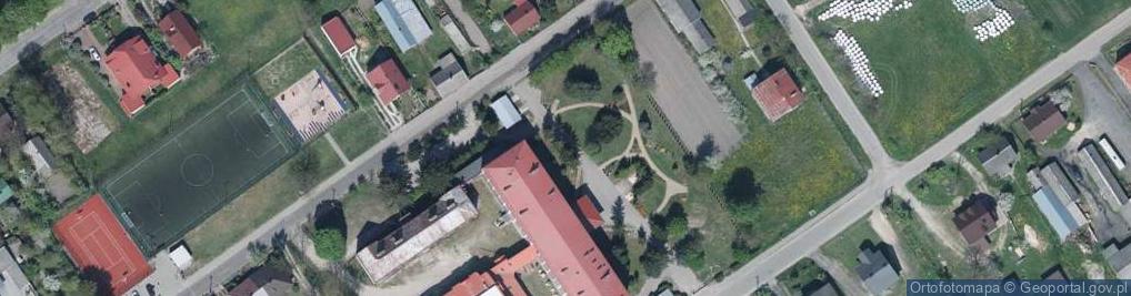 Zdjęcie satelitarne Gminny Ośrodek Kultury